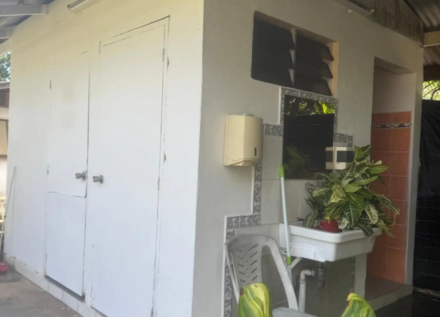 Pension Fare Hiro Moorea Vaianae 山林小屋
